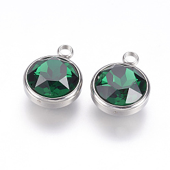 Vert K 9 pendentifs en strass de verre, mai charmes de pierre de naissance, avec 304 accessoires en acier inoxydable, plat rond, verte, 18x14x9mm, Trou: 2.5mm