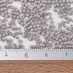 (DB2366) Opaque Teinté Gris Brouillard Perles miyuki delica, cylindre, perles de rocaille japonais, 11/0, (db 2366) duracoat gris brouillard teint teint opaque, 1.3x1.6mm, trou: 0.8 mm, sur 2000 pcs / bouteille, 10 g / bouteille