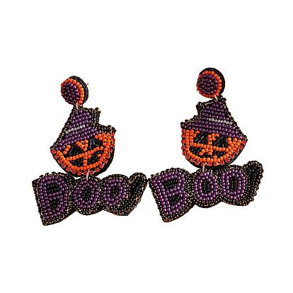 Серьги-гвоздики ручной работы со стеклянными бусинами и узором черепа на Хэллоуин