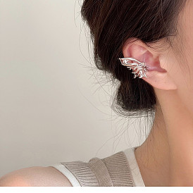 Butterfly Fairy Clip-on Earrings - Delicate, Minimalist, French-style Ear Accessories for Women.