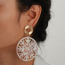 Stylish Snowflake Pendant Earrings for Women - Unique Round Ear Jewelry