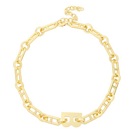 Exaggerated Personality Letter Necklace - Gold Wide Chain Collarbone Chain, Simple and Thick.