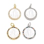 Latón chapado latón micro pavimentar cúbicos zirconia colgantes, redondo plano con encantos de la virgen maría, con concha blanca natural y anilla de salto, sin plomo y cadmio, larga duración plateado