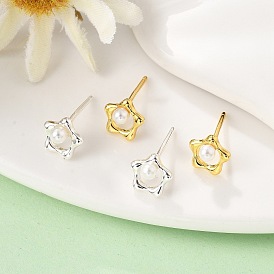 925 стерлингового серебра серьги стержня, с пластиковой имитационной жемчужиной, цветок