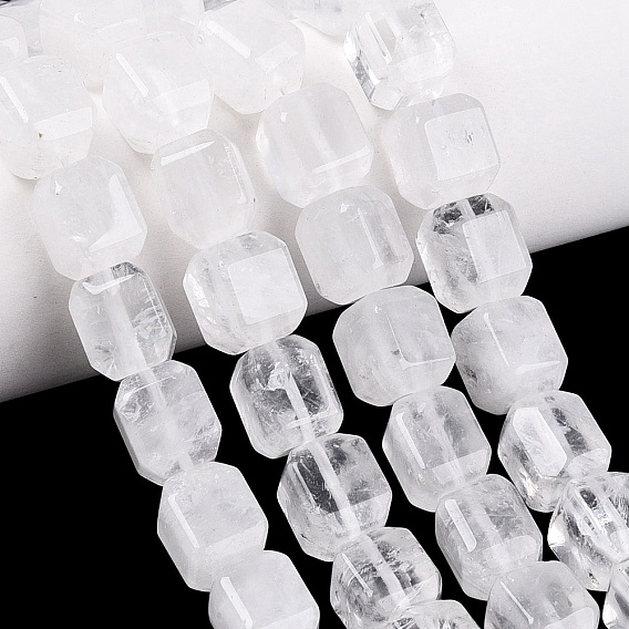 Naturelles cristal de quartz brins de perles, cristal de roche, cuboïde