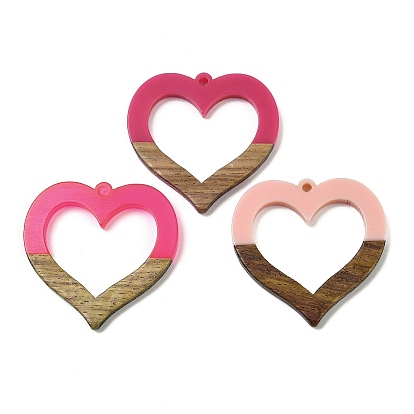Подвески из смолы и ореха, сердце