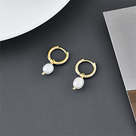Baroque-style 14K Gold-plated Copper Freshwater Pearl Earrings for Fashionable and Luxurious Look