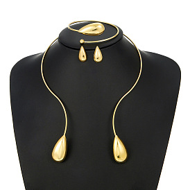 Браслеты-манжеты из сплава в форме капли, серьги-гвоздики и наборы чокеров