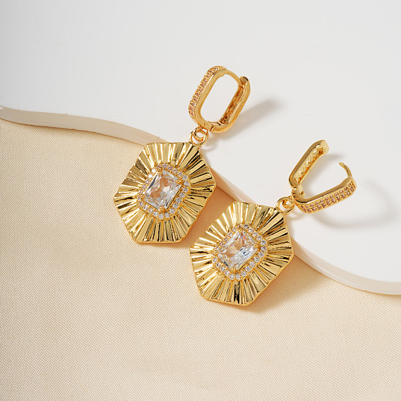 Элегантные шестигранные латунные серьги-кольца с прозрачным кубическим цирконием