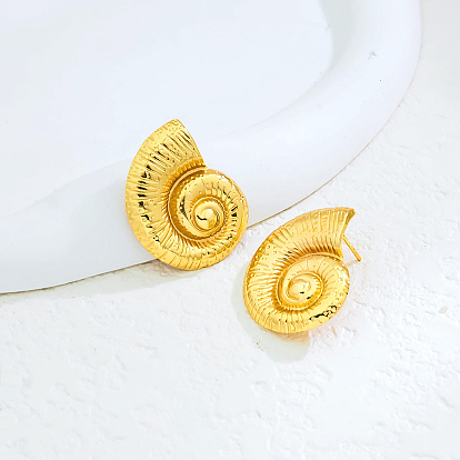 Серьги-гвоздики из латуни в форме ракушки