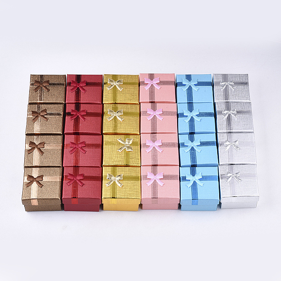 Картонные коробки кольцо, с бантом и губкой пряжи внутри, квадратный