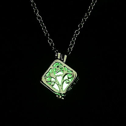 Collares pendientes de cubo de medallón de aleación luminosa, brillan en la oscuridad