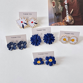 Blue paint flower pearl earrings dripping oil cute little daisy silver needle earrings ear clip decoration