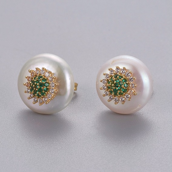 Natürliche Perle Ohrstecker, mit Messing micro pave Zirkonia Zubehör, flach rund mit Blume, langlebig überzogen, mit Ohrmuttern
