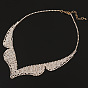 Stylish Short Necklace for Women - Lock Collar Chain with Decorative Pendant