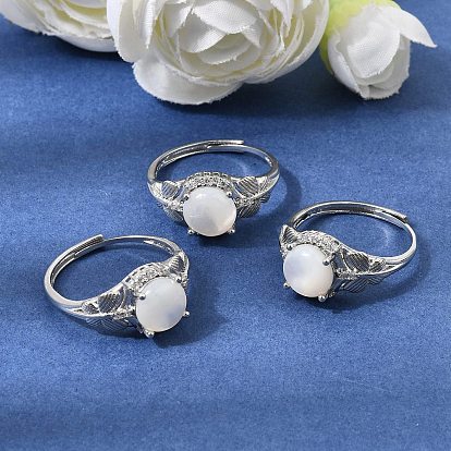 Brass Micro Pave Cubic Zirconia Finger Rings, Round with Butterfly, with Natural White Shell