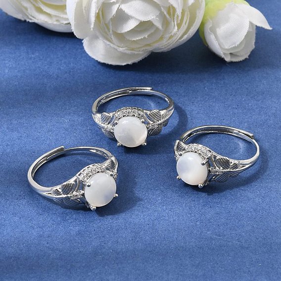 Micro latón allanar anillos zirconia cúbico, redondo con la mariposa, con cáscara blanca natural
