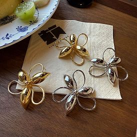 Латунные серьги-гвоздики ко Дню святого Валентина, цветок