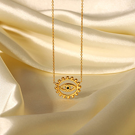 Retro Hollow Circle Pendant Necklace for Women in 18K Gold Stainless Steel Fashion Jewelry