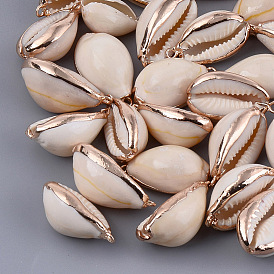 Electroplate Cowrie Shell Pendants, with Iron Findings, Golden