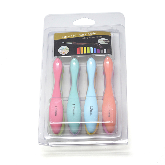 Iron Crochet Hooks Needles, with Plastic Handle