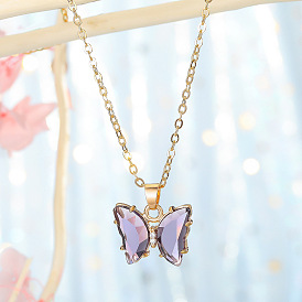 Delicate Crystal Butterfly Pendant Necklace - Lockbone Chain Jewelry, Exquisite Design.