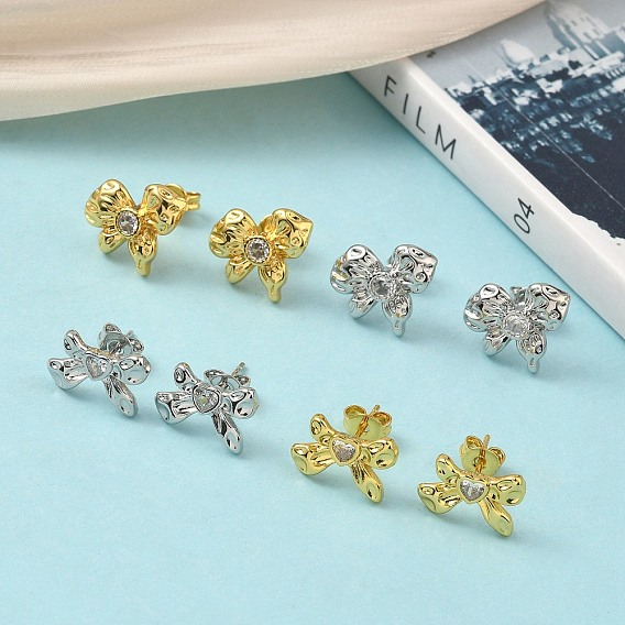 Серьги-гвоздики с бантом из латуни с микропаве из прозрачных кубических цирконий, стойки покрытие, долговечный, без кадмия и без свинца