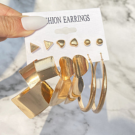 Boucles d'oreilles en or géométriques irrégulières - style minimaliste, ensemble européen et américain.