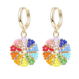 Boucles d'oreilles créoles pendantes de fleurs tressées de graines japonaises de couleur arc-en-ciel, bijoux en laiton pour femmes