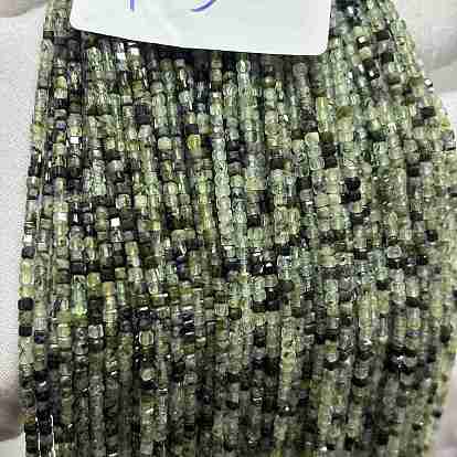 Бусины из натурального пренита, кубические