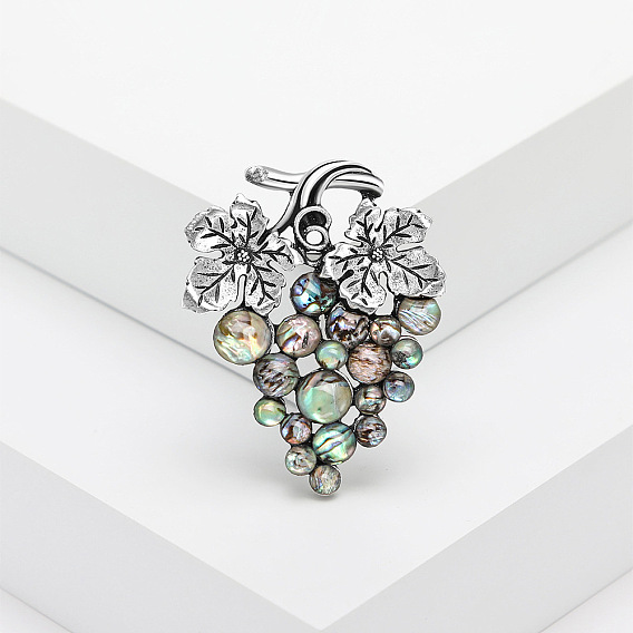 Броши из сплава с ушками и булавками, винограды