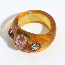 Fashionable Resin Ring with Gemstone - Personalized, Minimalist, European and American Jewelry.