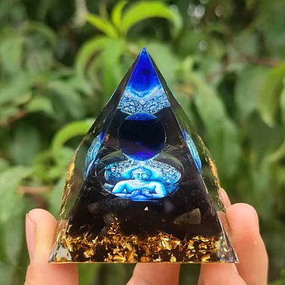 Energiegeneratoren aus Orgonit-Pyramidenharz, natürliche Obsidiansplitter im Inneren als Schreibtischdekoration für das Homeoffice