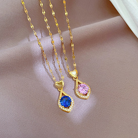 Délicat collier coeur en diamant - élégant, sophistiqué, accessoire de chaîne de clavicule.