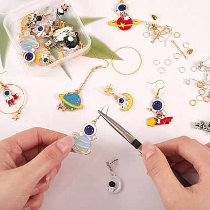117Pcs DIY Astronaut Charm Earrings Making Kit 