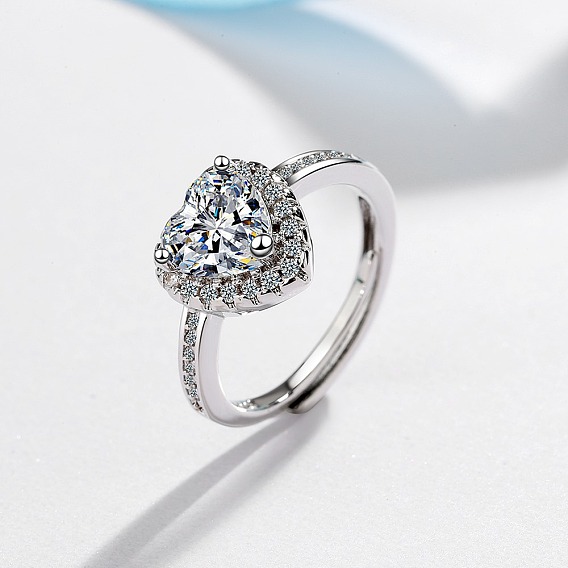 Zircon Wide-faced Ring for Women - Elegant and Stylish Hand Accessory.