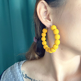 Colorful exaggerated large circle earrings female catwalk earrings exaggerated wooden beads round bead earrings