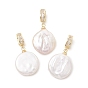 Подвески из натурального барочного жемчуга кеши, Подвески в виде жемчужных пуговиц и монеток с латунными микропаве из прозрачных кубических цирконий в качестве застежек., белые