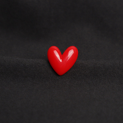Insignia de corazón de resina para ropa de mochila