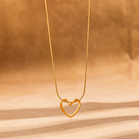 Vintage Stainless Steel Hollow Heart Pendant Snake Chain Simple and Elegant Gift Necklaces