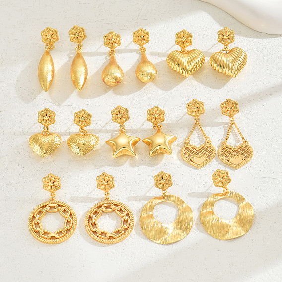 Zinc Alloy Stud Earrings for Women, Brass Dangle Earrings, Golden