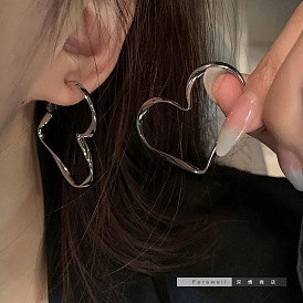 Minimalist Irregular Heart Cutout Earrings for Women - Unique Design Statement Ear Hoops