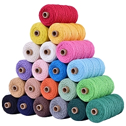 Hilos de hilo de algodón para tejer manualidades.