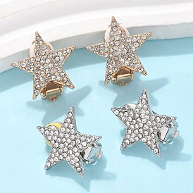 Клипсы из латуни с микропаве из прозрачных кубических цирконий