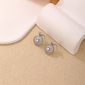 Elegant Round Earrings with Shiny Diamonds for Fashionable and Delicate Look