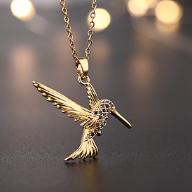 Unique Bird Pendant Necklace with Micro Inlaid Zircon and Gold Plated Collarbone Chain for Women