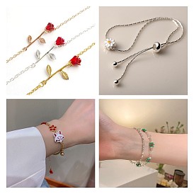 Fashionable Floral Bracelet with Roses - Elegant and Versatile Flower Bracelet for Women.