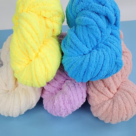 Arm Knitting Yarn, Super Softee Thick Fluffy Jumbo Chenille Polyester Yarn, for Blanket Pillows Home Decoration Projects