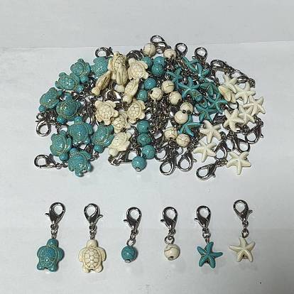 Decoraciones colgantes de turquesa sintética, con broches de langosta de la aleación de la garra, tortuga/estrella de mar/redonda