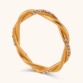 Minimalist Gold-Plated Stainless Steel Spiral Ring with Fine Zirconia - Elegant and Unique Jewelry for Women
